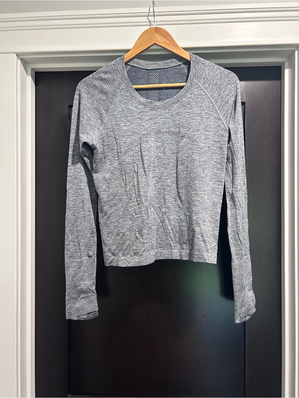 Lululemon Size 8 Women's Swiftly Long Sleeve Tee Race Length